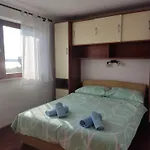 Superior, Vorgesetzter Tera With 3 And 2 Bathrooms, Sea View 100-150m To Apartment