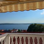 Superior, Vorgesetzter Tera With 3 And 2 Bathrooms, Sea View 100-150m To Apartment *