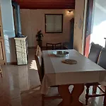 Superior, Vorgesetzter Tera With 3 And 2 Bathrooms, Sea View 100-150m To Apartment