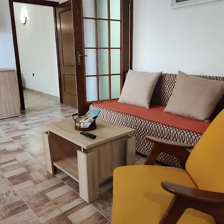 Superior, Vorgesetzter Tera With 3 And 2 Bathrooms, Sea View 100-150m To *