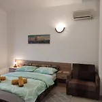 Superior, Vorgesetzter Tera With 3 And 2 Bathrooms, Sea View 100-150m To Διαμέρισμα Dramalj
