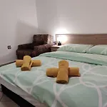 Superior, Vorgesetzter Tera With 3 And 2 Bathrooms, Sea View 100-150m To Dramalj