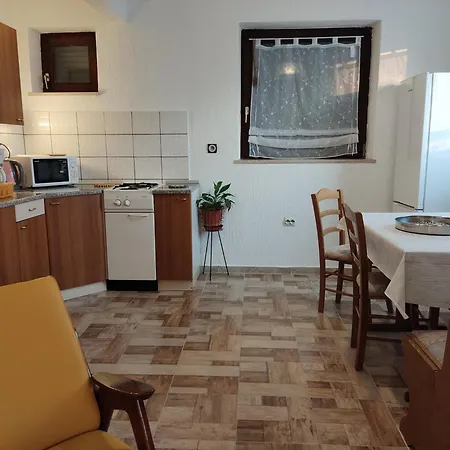 Superior, Vorgesetzter Tera 2 Bathrooms, Sea View 100-150m To Beach Apartment