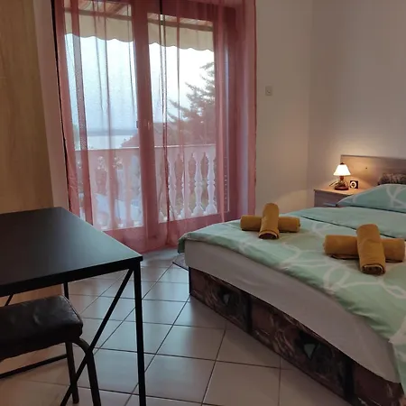 Superior, Vorgesetzter Tera 2 Bathrooms, Sea View 100-150m To Beach Apartment *