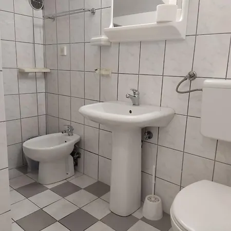 Superior, Vorgesetzter Tera 2 Bathrooms, Sea View 100-150m To Beach Dramalj