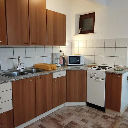 Apartment Superior, Vorgesetzter Tera 2 Bathrooms, Sea View 100-150m To Beach