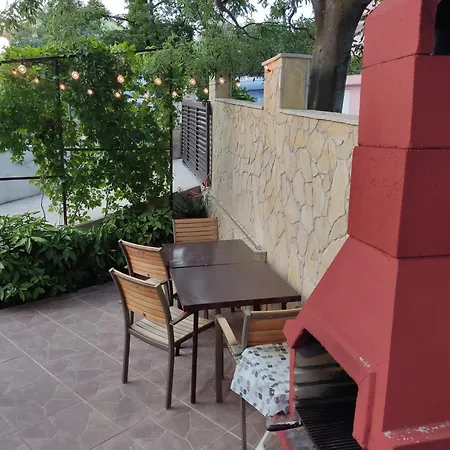 Apartment Superior, Vorgesetzter Tera 2 Bathrooms, Sea View 100-150m To Beach *