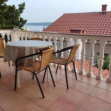 Apartment Superior, Vorgesetzter Tera 2 Bathrooms, Sea View 100-150m To Beach Dramalj