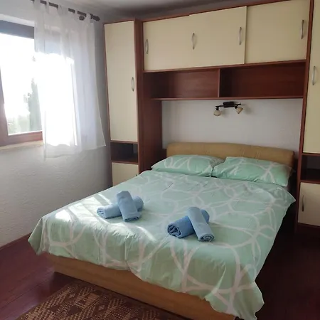 Superior, Vorgesetzter Tera 2 Bathrooms, Sea View 100-150m To Beach Apartment *