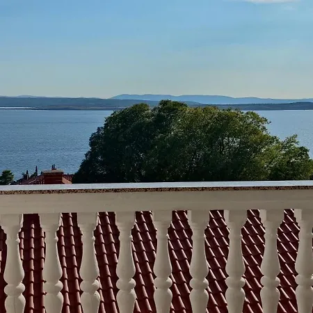 Superior, Vorgesetzter Tera 2 Bathrooms, Sea View 100-150m To Beach *