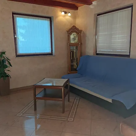 Superior, Vorgesetzter Tera 2 Bathrooms, Sea View 100-150m To Beach Dramalj